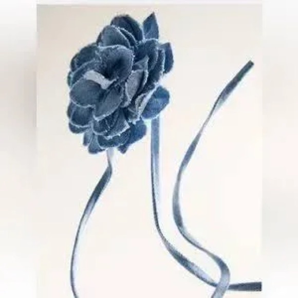 NWT Zara denim flower necklace light Blue. Purchased in Spain. 2024 Season. - Picture 2 of 5